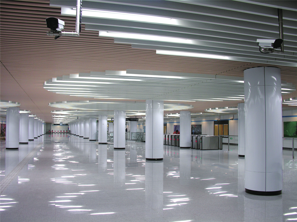 人民廣場站站廳.jpg